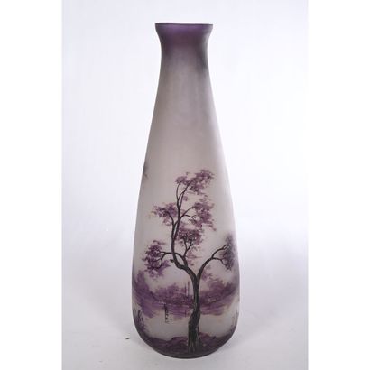 LEUNE. LARGE VASE in violet enameled glass...