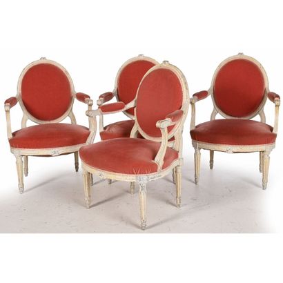 SUITE OF 4 LOUIS XVI flat-back medallion...