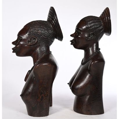 MANGBETU COUPLE in solid rosewood with their...