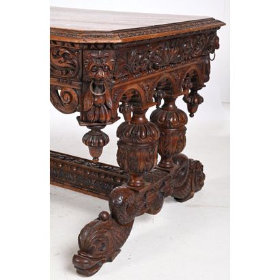 LARGE PRESENTATION TABLE IN THE RENAISSANCE...