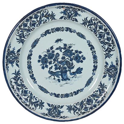 ROUEN. LARGE VENAISON FLAT decorated in blue...
