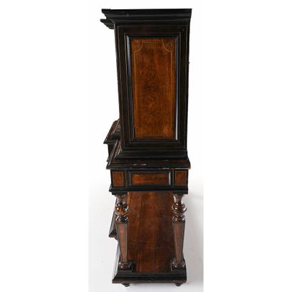 JOLI CABINET FLAMAND LOUIS XIII in red tortoiseshell,...