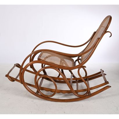 ROCKING'CHAIR in patinated thermoformed wood...