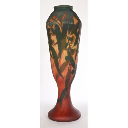 DAUM in NANCY. LARGE VASE on pedestal with...