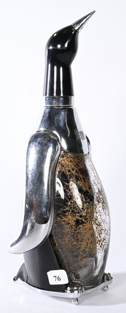 ORIGINAL musical decanter in the shape of...