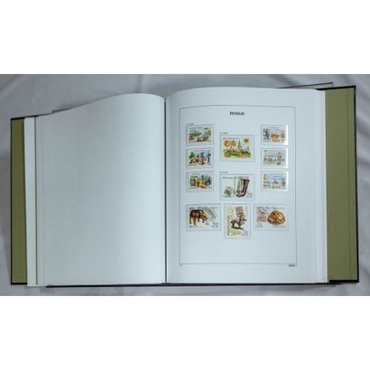 Russie et divers 1987/2004 avec manque, timbres...