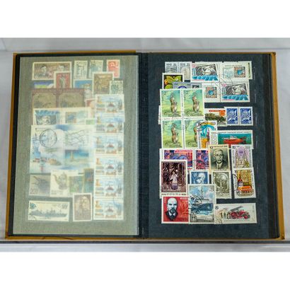 URSS Collection de timbres neufs**/*/obl....