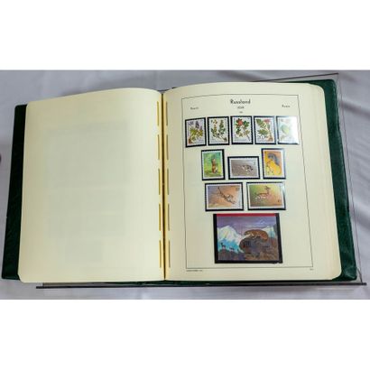 URSS Collection de timbres neufs**/*/obl....