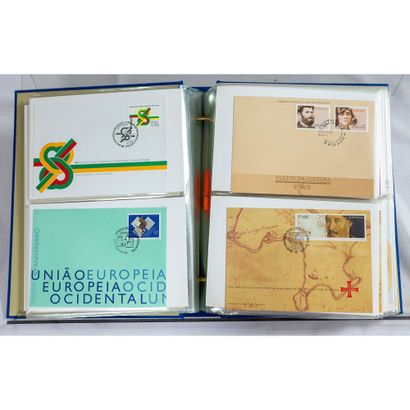 France, ONU… 4 albums DAVO de 1er jour.