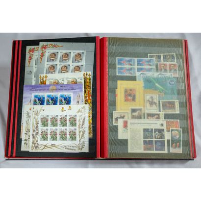 URSS Collection de timbres neufs**/*/obl....