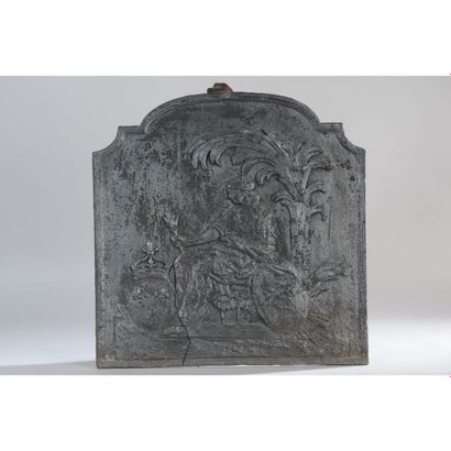 PLAQUE DE CHEMINEE en fonte représentant...