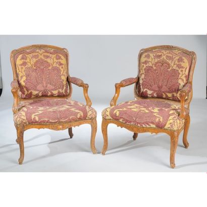 SUITE DE 4 FAUTEUILS LOUIS XV à dos plat...