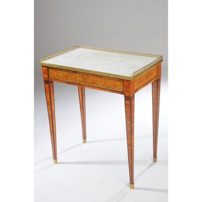 TABLE A ECRIRE LOUIS XVI toutes faces en...
