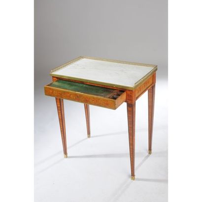 TABLE A ECRIRE LOUIS XVI toutes faces en...