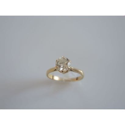 N° 199 - BAGUE SOLITAIRE en or jaune ornée...