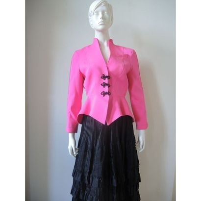 Thierry MUGLER.
Veste en gabardine de laine...