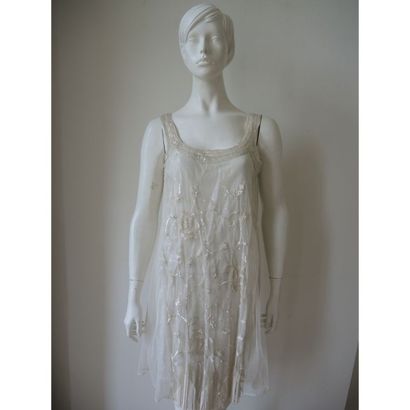 TWIN SET
. Double robe sans manche en tulle...