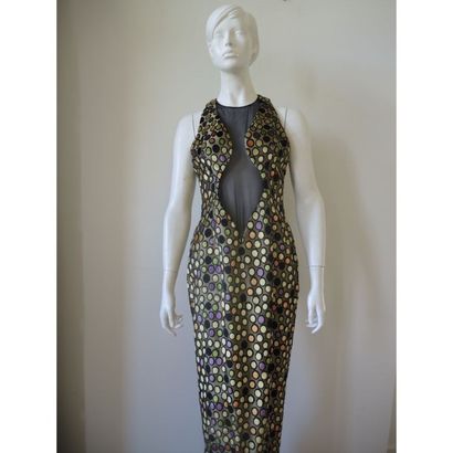 ROBE longue décolleté devant et derrière...