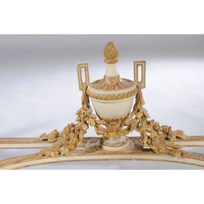 RARE ET LARGE CONSOLE LOUIS XVI à 6 pieds...