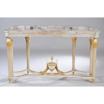 RARE ET LARGE CONSOLE LOUIS XVI à 6 pieds...
