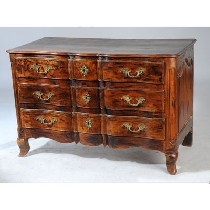 COMMODE DE LA VALLEE DU RHONE à façade arbalète...