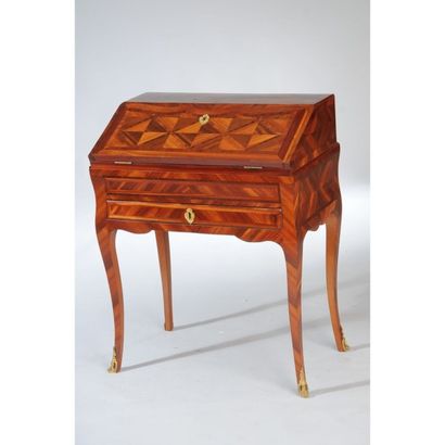 PETIT BUREAU DOS D’ANE LOUIS XV toutes faces...