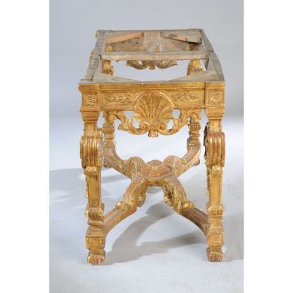 TABLE A GIBIER LOUIS XIV en bois doré et...