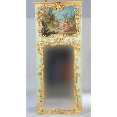 GRAND TRUMEAU LOUIS XV en bois rechampi vert...