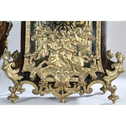 CARTEL LOUIS XIV et son cul de lampe en bois...