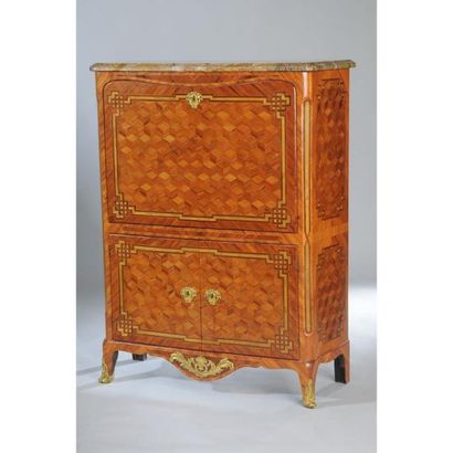 SECRETAIRE A ABATTANT TRANSITION en placage...