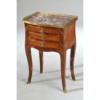 TABLE CHIFFONNIERE LOUIS XV en placage de...