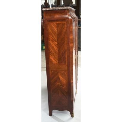 ARMOIRE RÉGENCE de forme rectangulaire en...