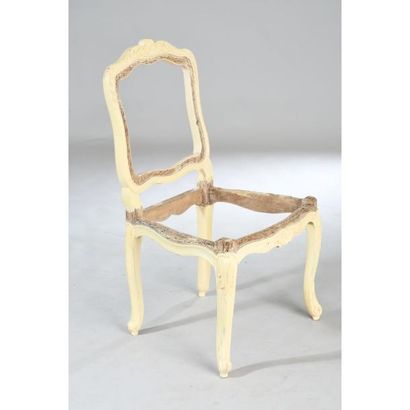 PAIRE DE CHAISES LOUIS XV en fûts en bois...