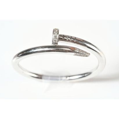 BRACELET rigide ouvrant en or blanc 750°/°°...