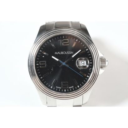 MAUBOUSSIN. Montre bracelet en acier modèle...