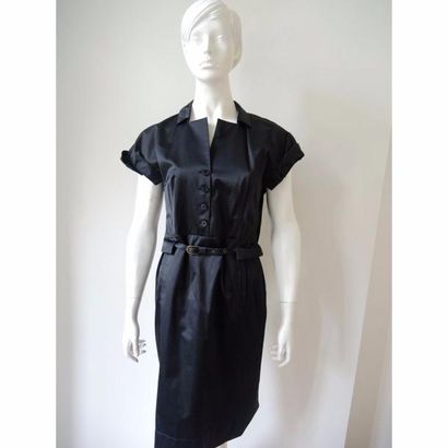 Hugo BOSS. Robe en coton satiné. T.40. 