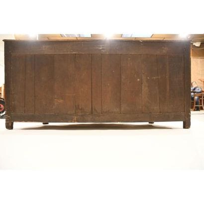 BUFFET DE BOISERIE de forme galbée et violonée...