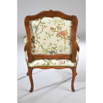 SUITE DE 6 FAUTEUILS LOUIS XV à dos plat...