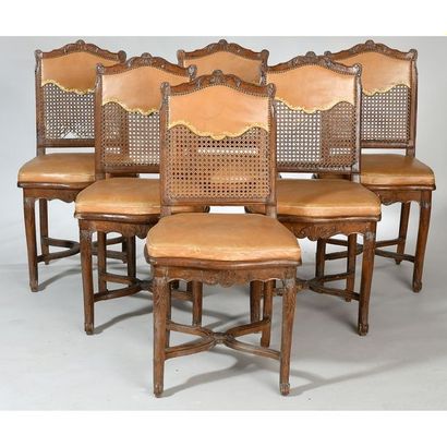 SUITE DE 6 CHAISES RÉGENCE à assise et dos...