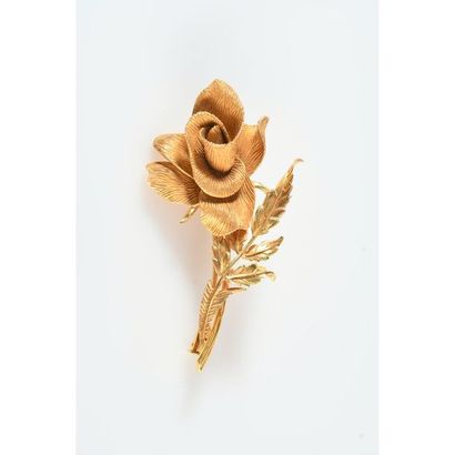BROCHE FLEUR en or strié 750°/°°. PB.11,9grs....