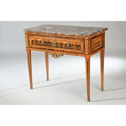 TABLE PERRUQUIERE LOUIS XVI en placage de...