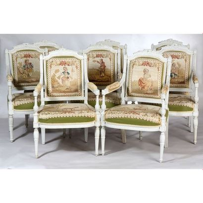 ENSEMBLE DE SALON LOUIS XVI comprenant 8...