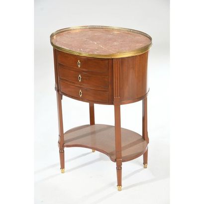 TABLE DE SALON LOUIS XVI de forme tambour...