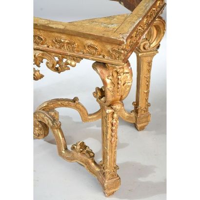 TABLE A GIBIER LOUIS XIV en bois doré et...