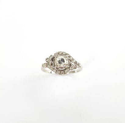 RING in platinum, set with a brilliant cut...
