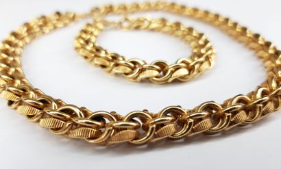 585 ‰ yellow gold ornament composed of a...