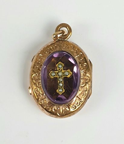 Gilded metal opening MEDALLion, decorated...