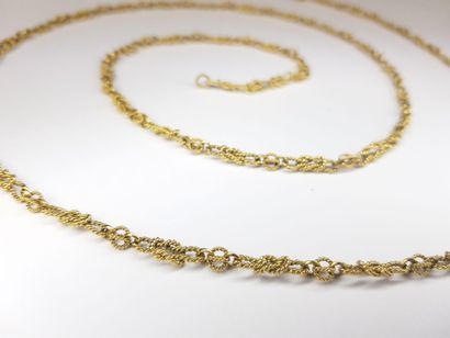 SAUTOIR in yellow gold 750 ‰ with link in...