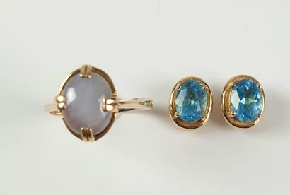 LOT in 585 gold ‰ consisting of a ring set,...