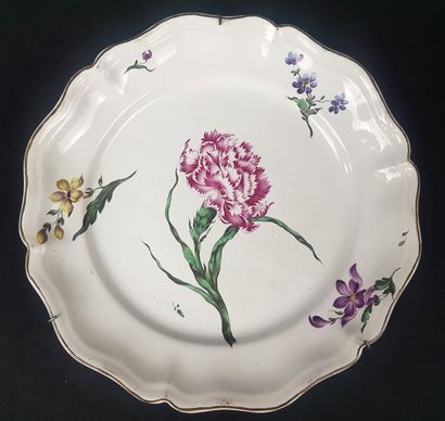 STRASBOURG

Earthenware plate with contoured...